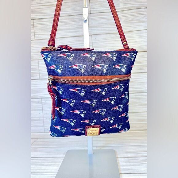 026-Dooney & Bourke New England Patriots NFL Triple Zip Leather Crossbody - Picture 1 of 11
